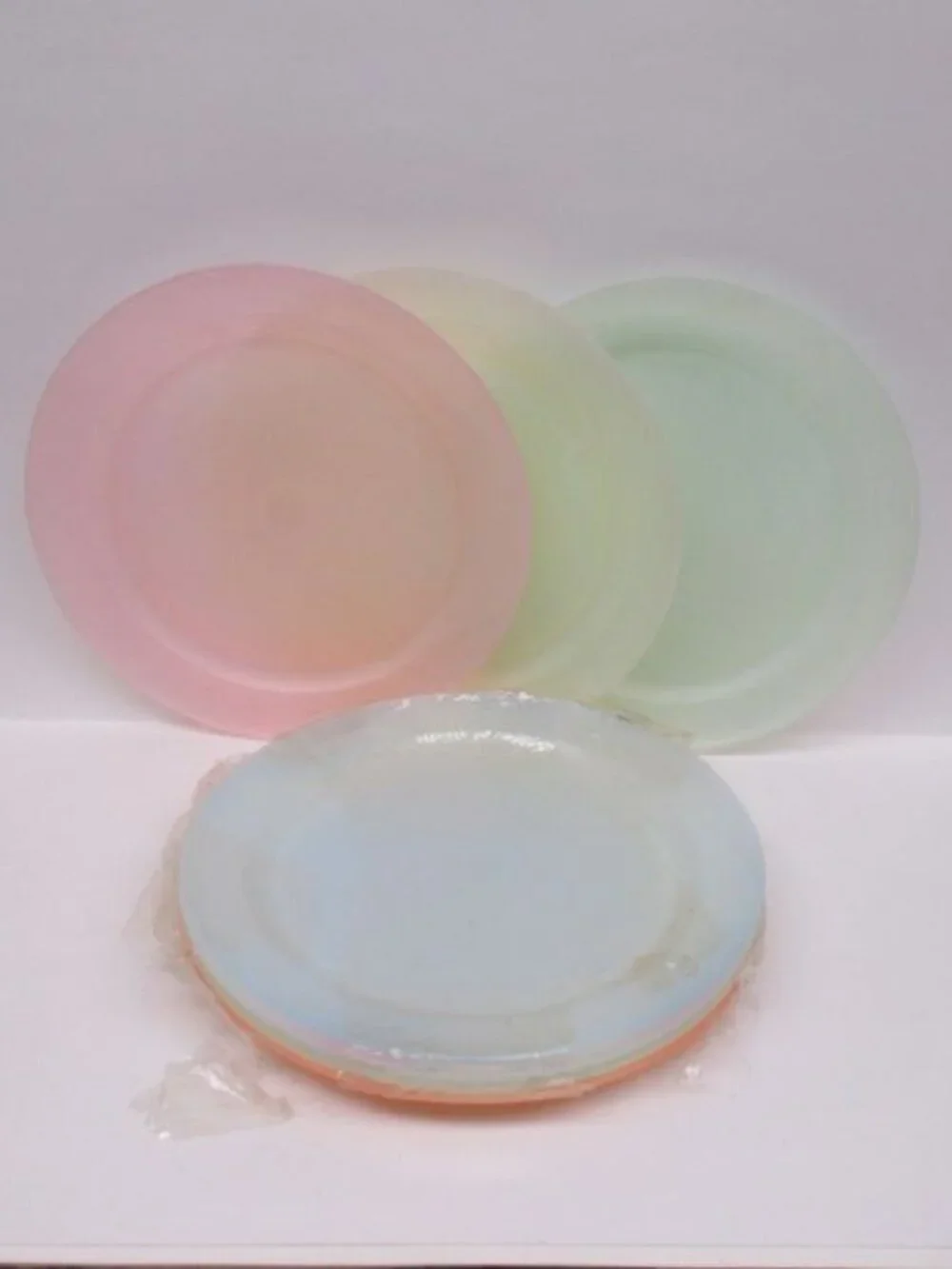 Vintage TUPPERWARE PASTEL Dinner Plates Millionaire Line, Set of 9, Made In USA